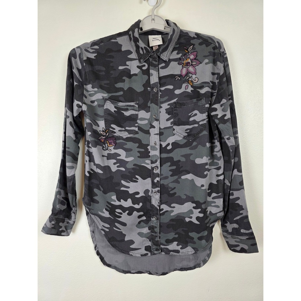 Knox Rose Shirt Womens XS Button Up Embroidered Camo Floral Long Sleeve Casual